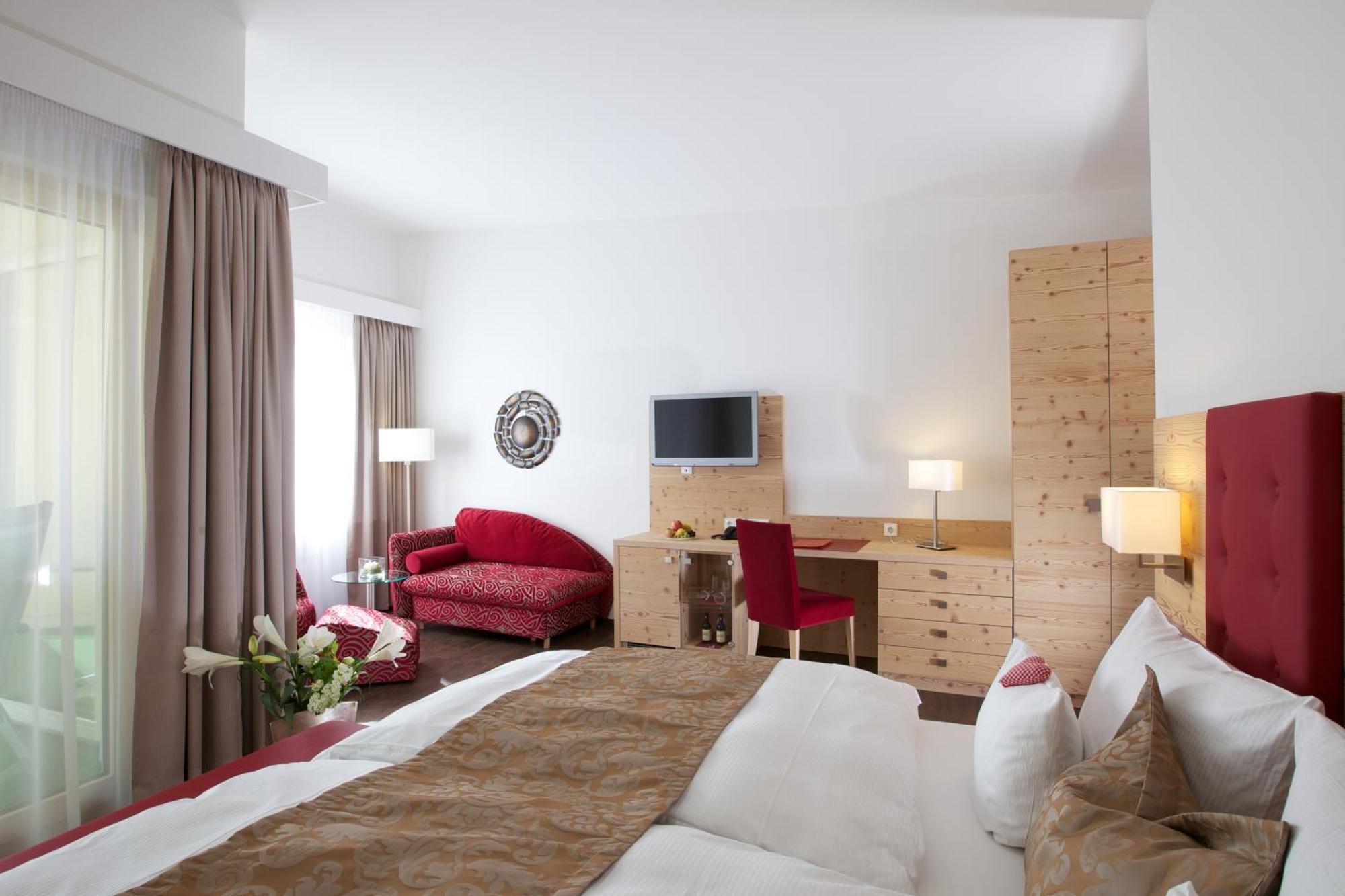 Naturparkhotel Adler Вольфах Экстерьер фото