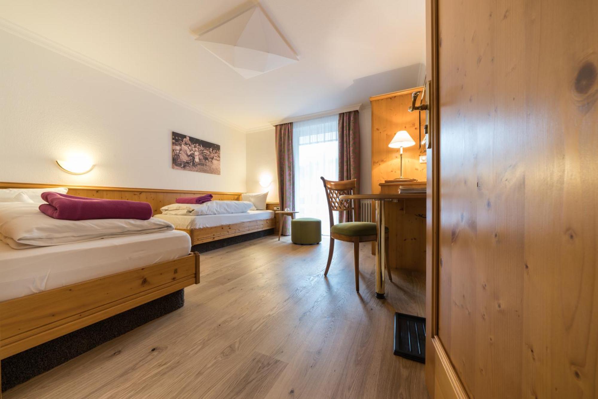 Naturparkhotel Adler Вольфах Экстерьер фото