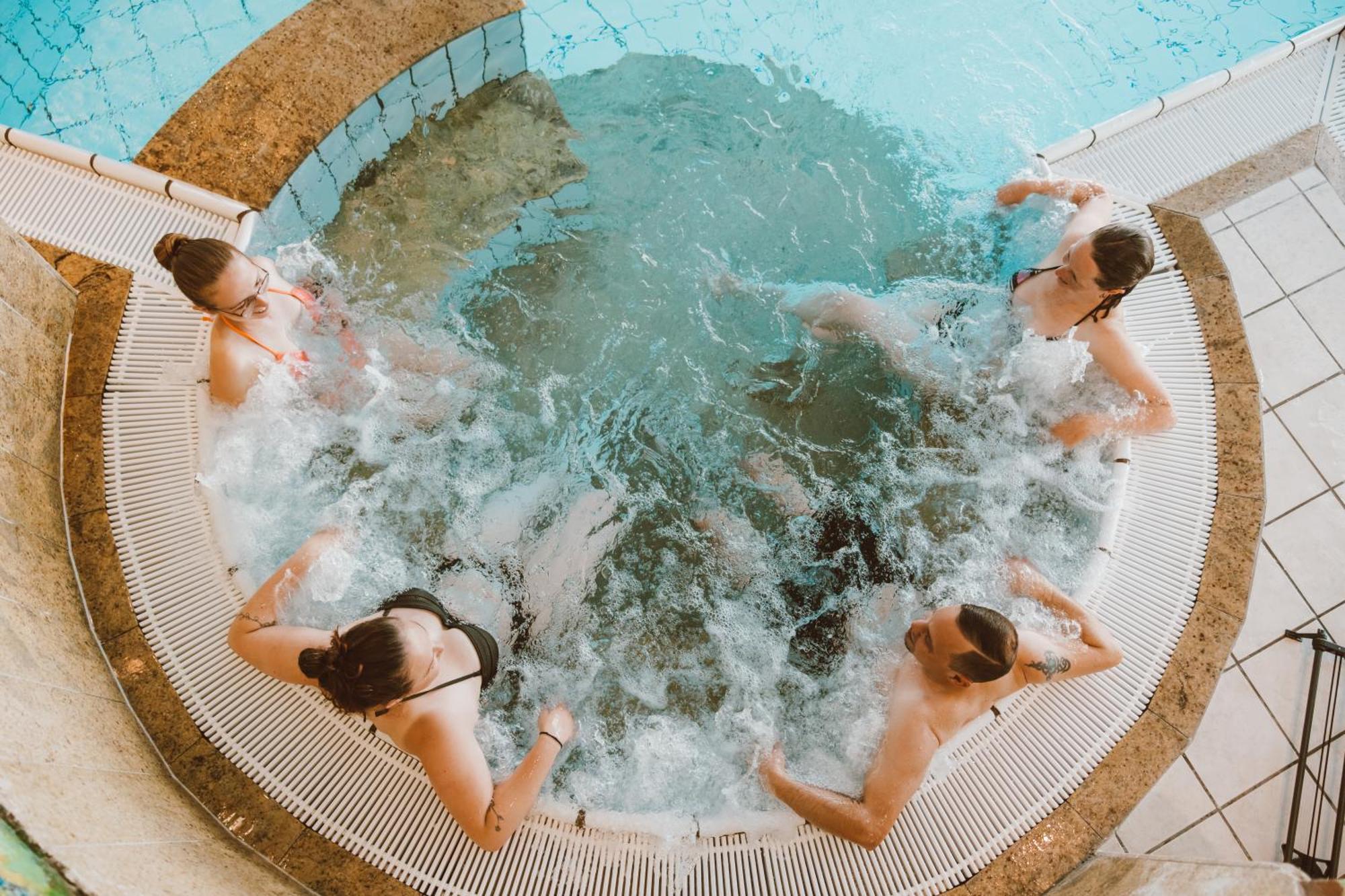 Naturparkhotel Adler Вольфах Экстерьер фото