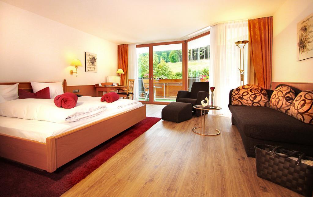 Naturparkhotel Adler Вольфах Экстерьер фото