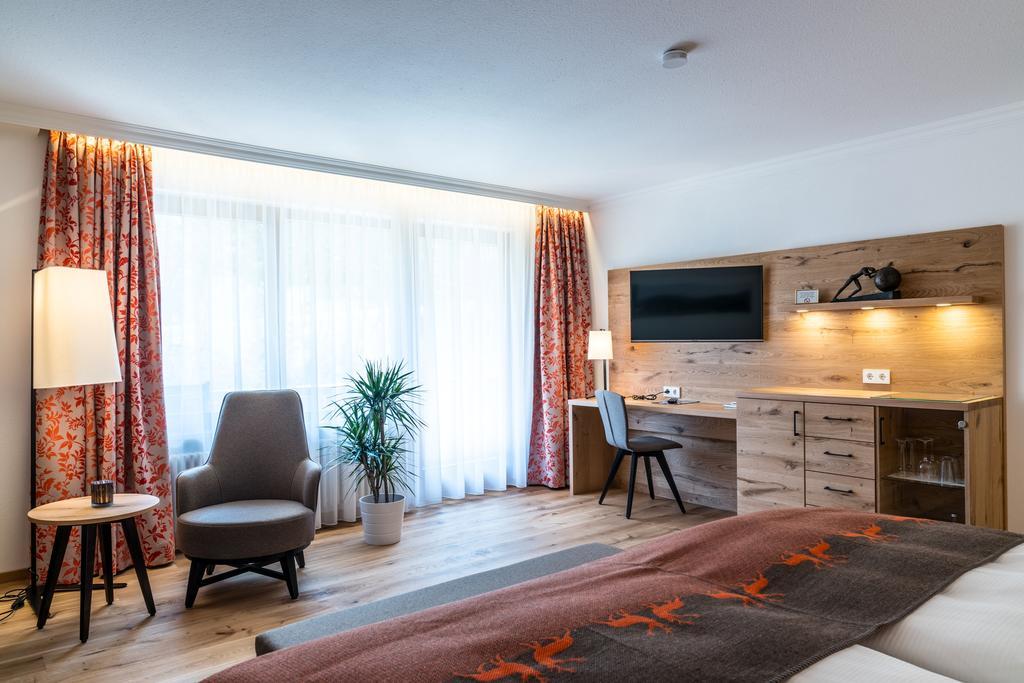 Naturparkhotel Adler Вольфах Экстерьер фото